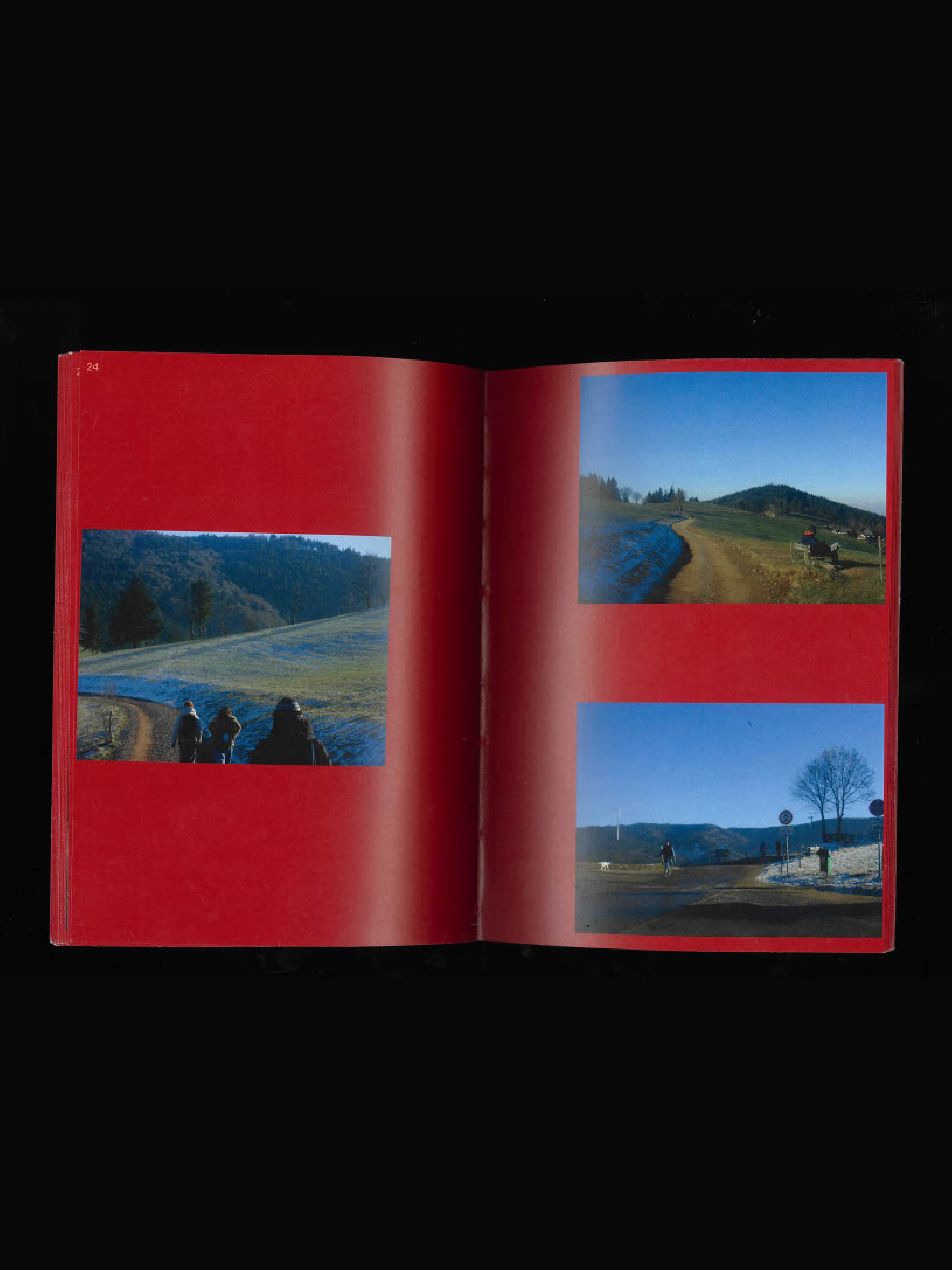 Page de mon fanzine 'People and how i see them, in their space, thoughts, during a moment, a close-up'