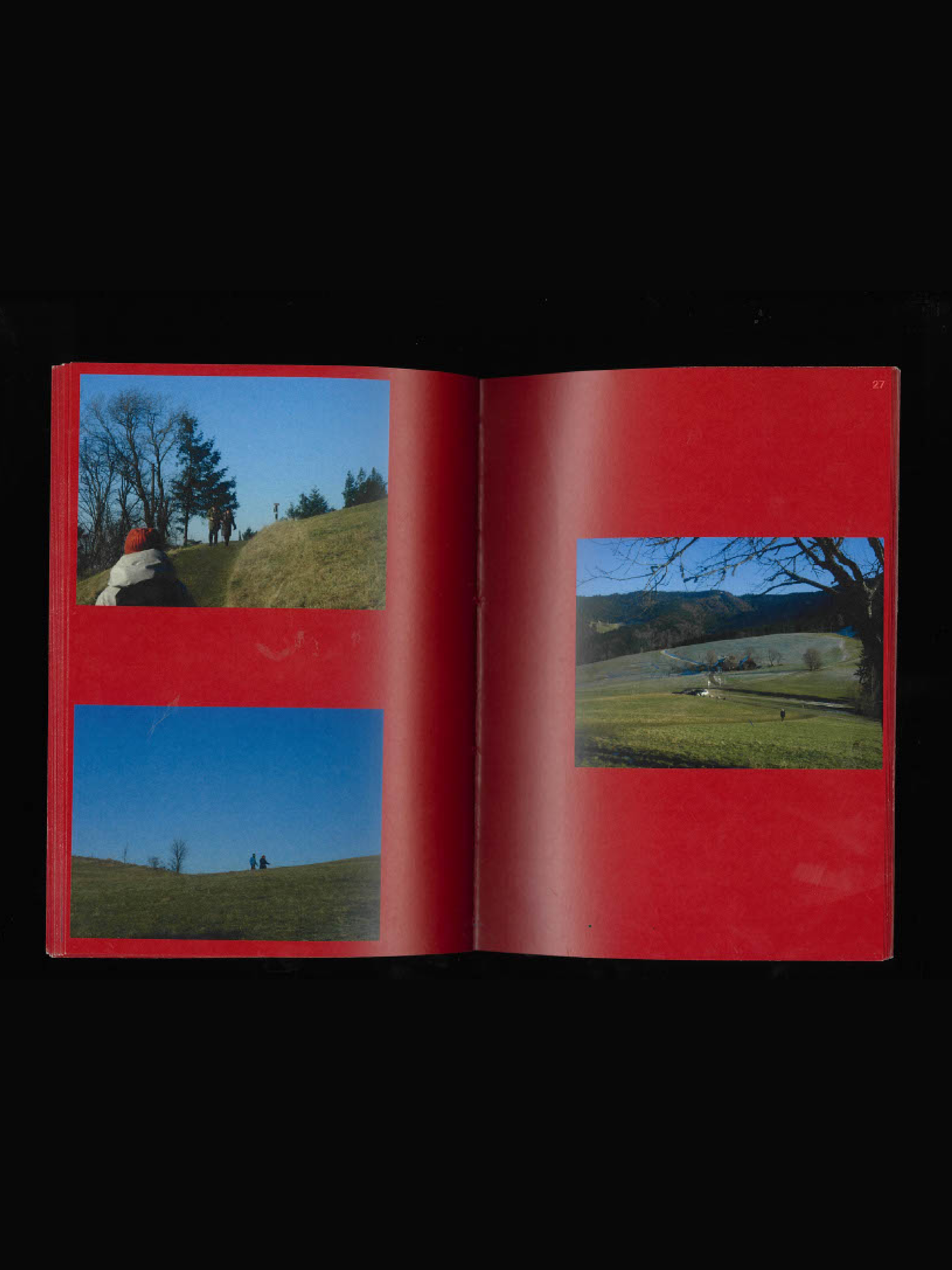 Page de mon fanzine 'People and how i see them, in their space, thoughts, during a moment, a close-up'